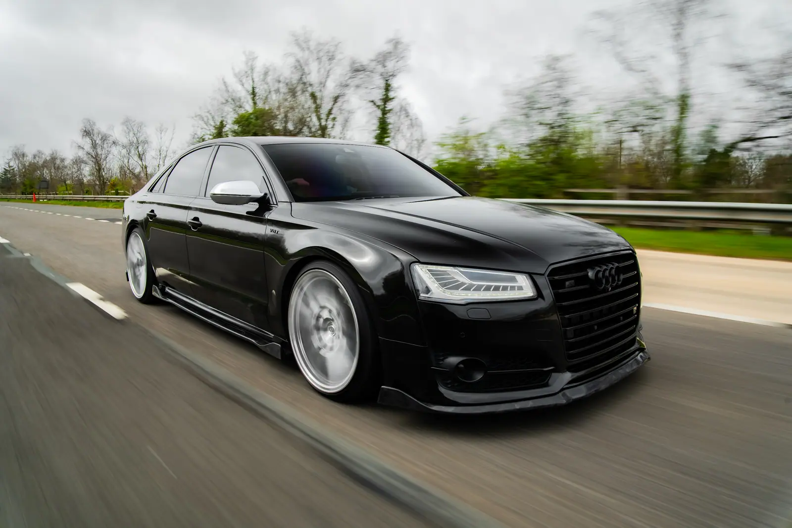 Audi S8 D4 on Aphero AF-2 forged wheels