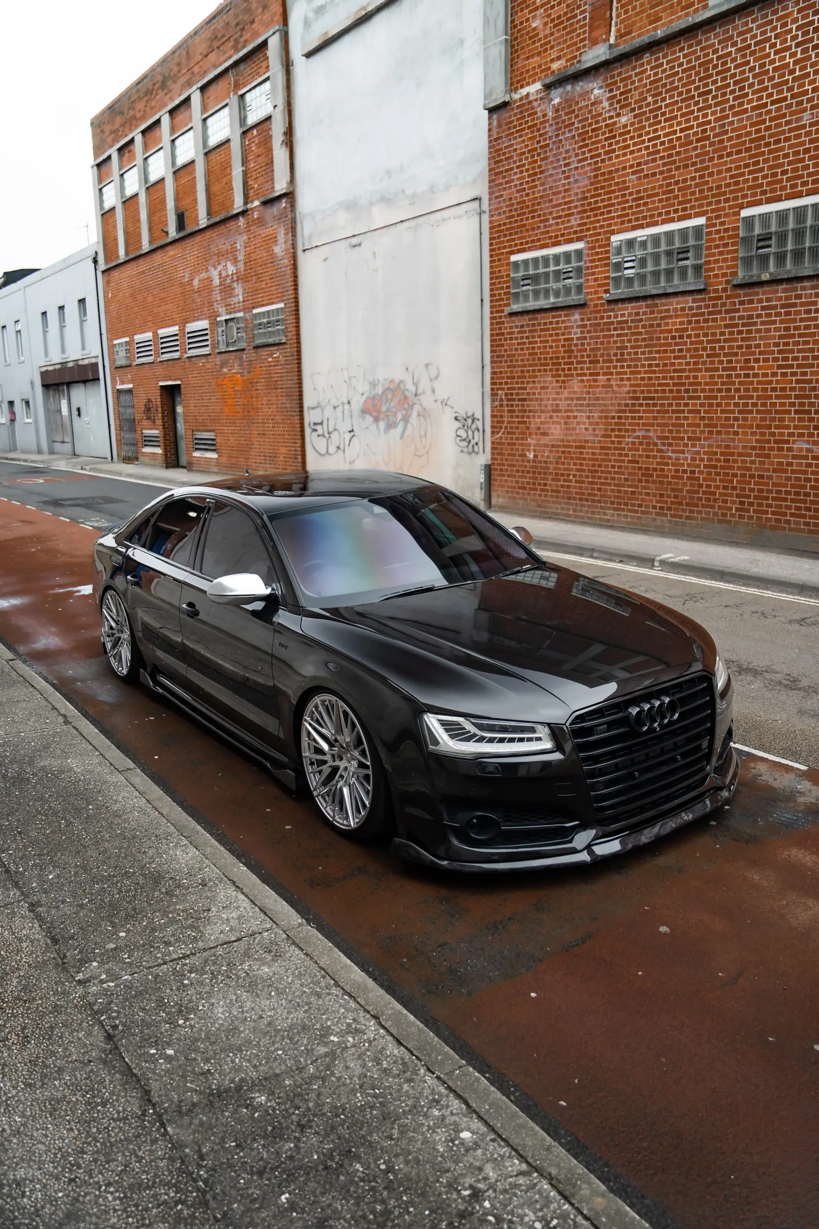 Audi S8 D4 fitted with Aphero AF-2 wheels