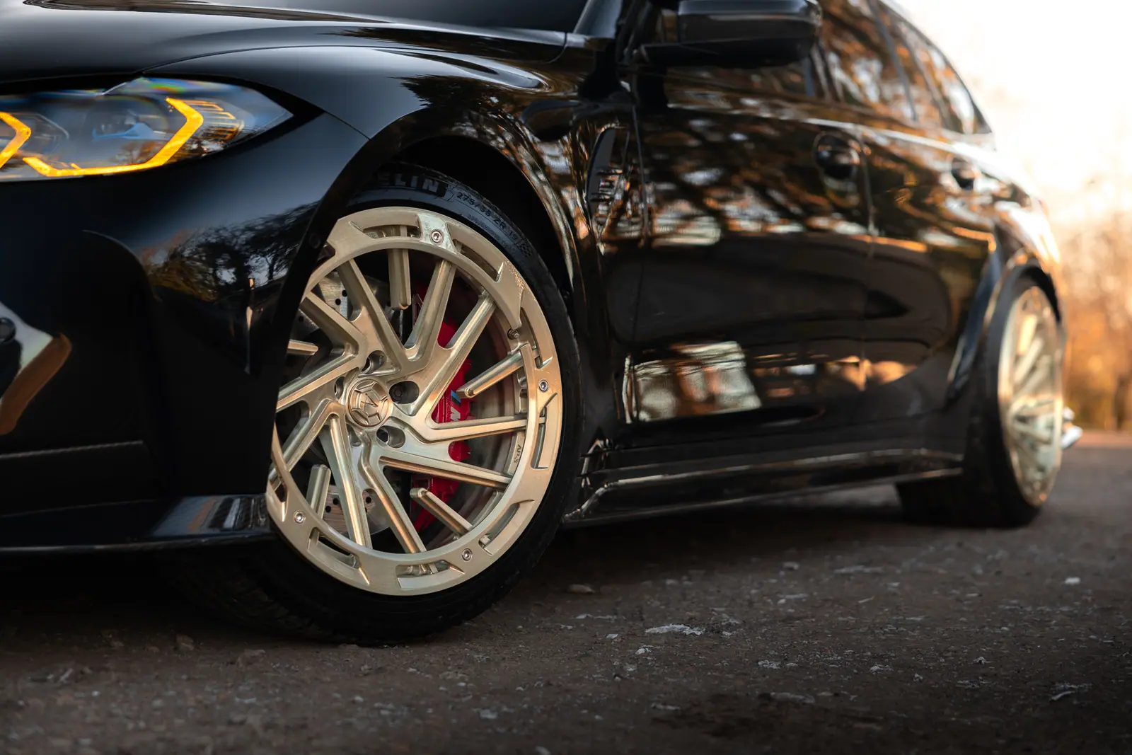 BMW G81 M3 Touring fitted with Aphero AF-3 wheels