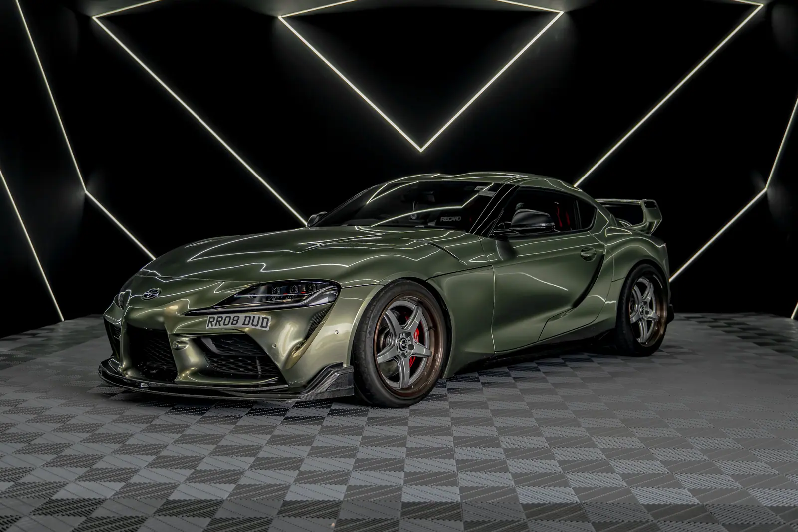Toyota Supra GR fitted with Aphero JD-1 wheels