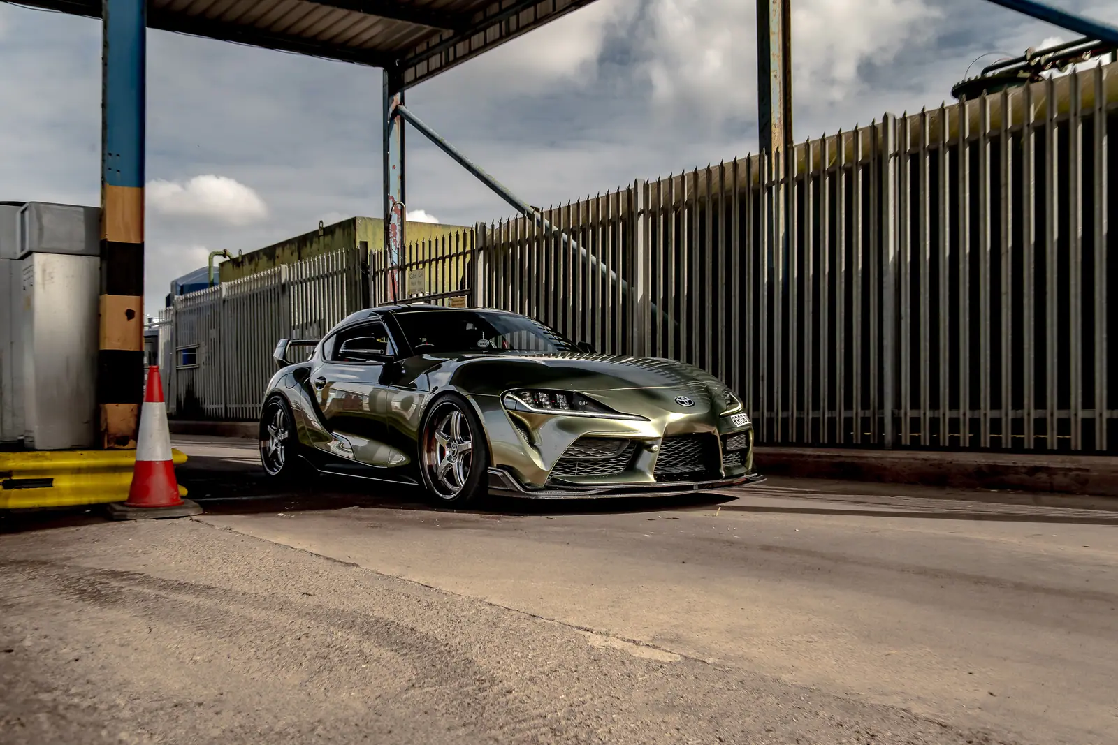 Toyota Supra GR fitted with Aphero JD-1 wheels