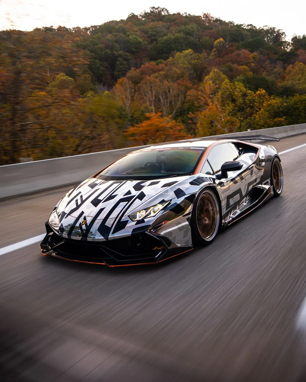 Lamborghini Huracán on Aphero LH-3 wheels at SEMA