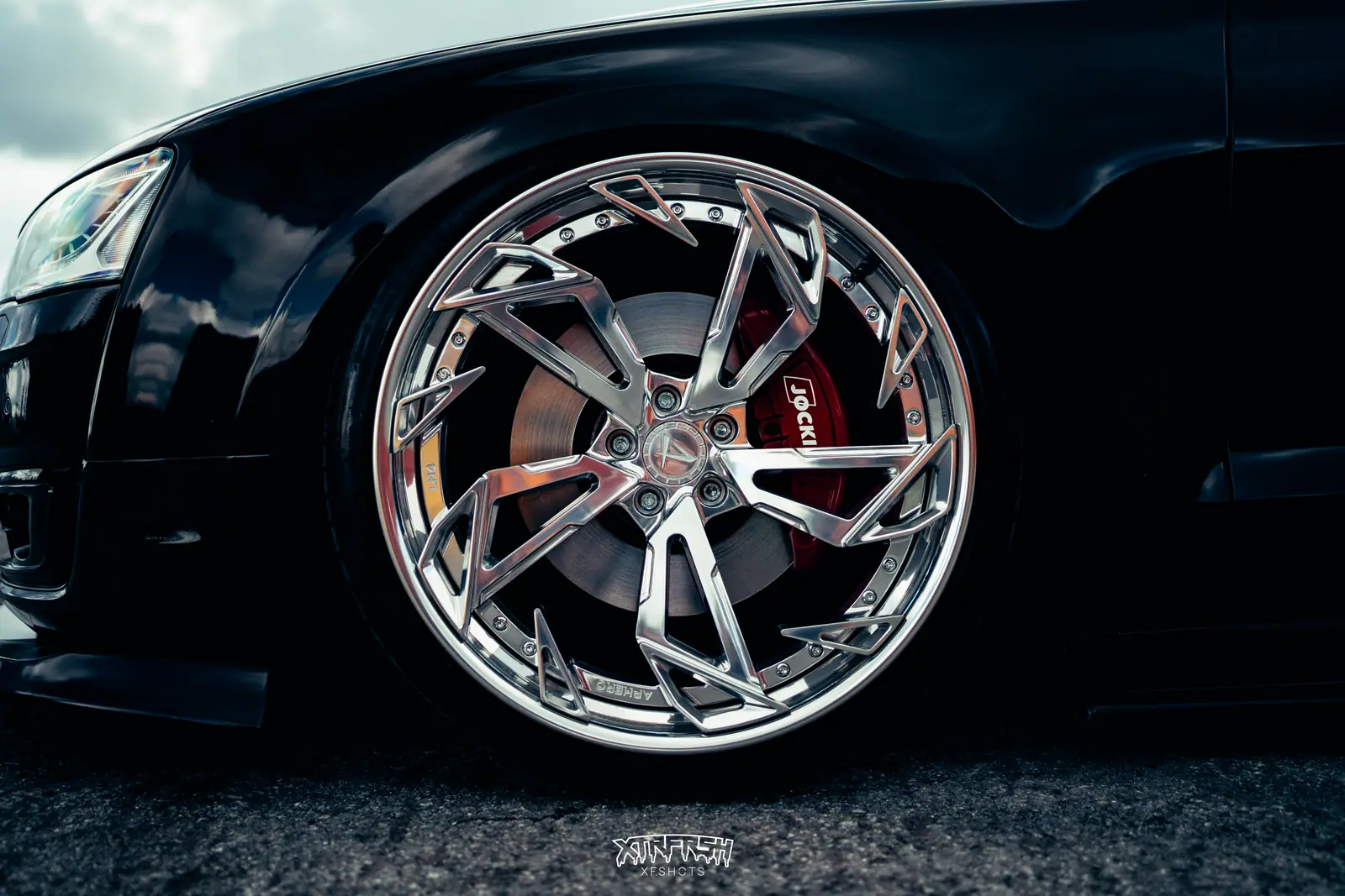 Audi A8 D4 fitted with Aphero LH-4 wheels