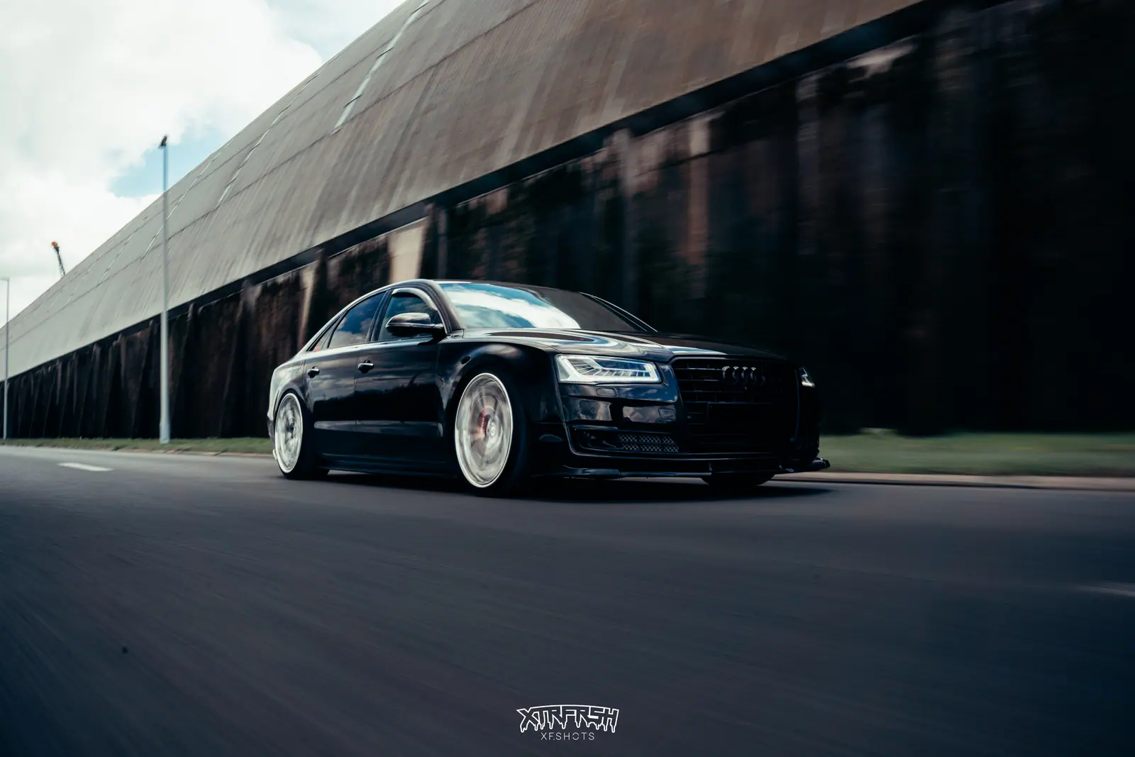 Audi A8 D4 fitted with Aphero LH-4 wheels