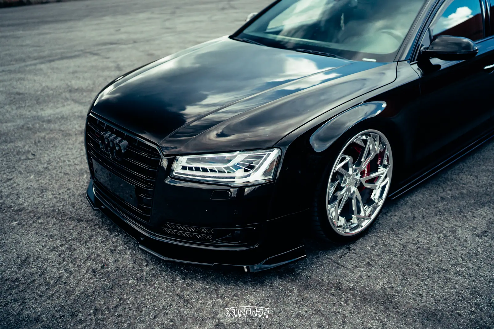 Audi A8 D4 fitted with Aphero LH-4 wheels